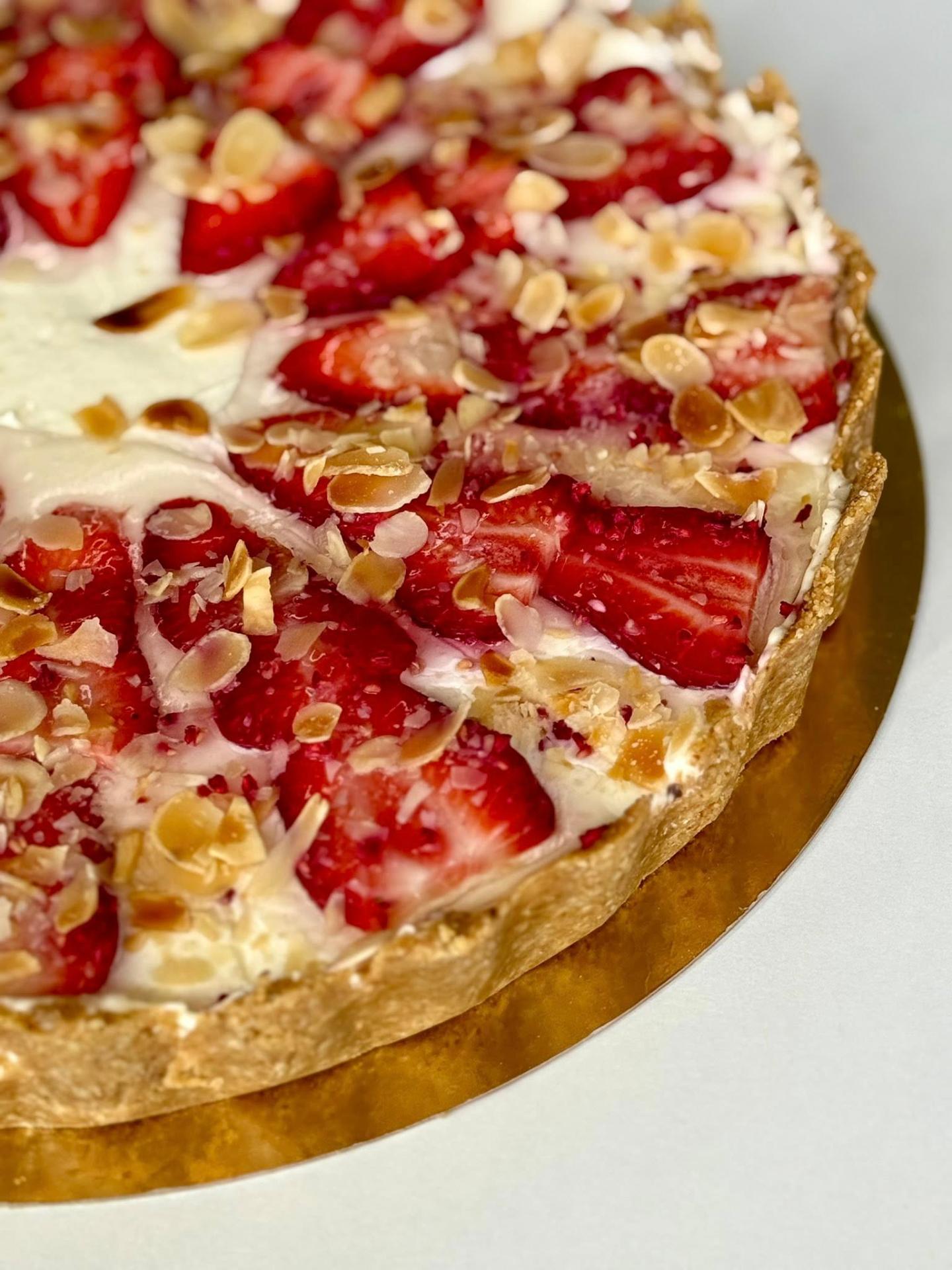 Epres mandulás torta
